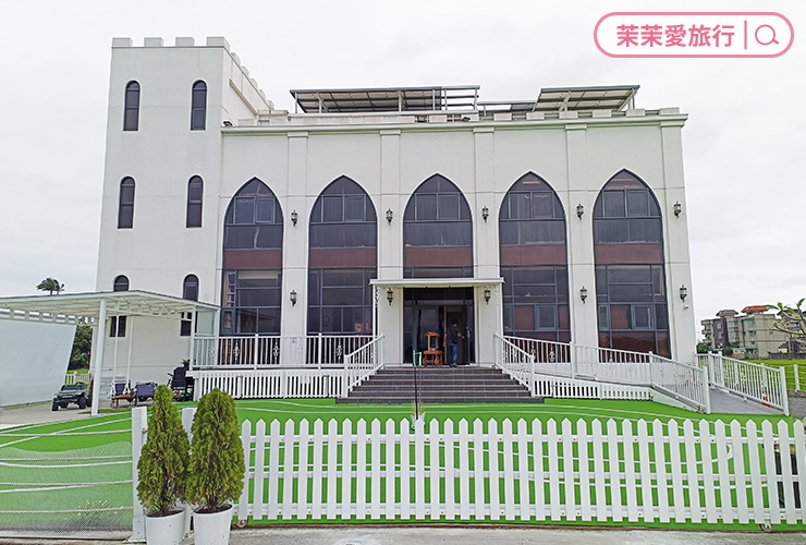 宜蘭五結民宿-哥德白色城堡