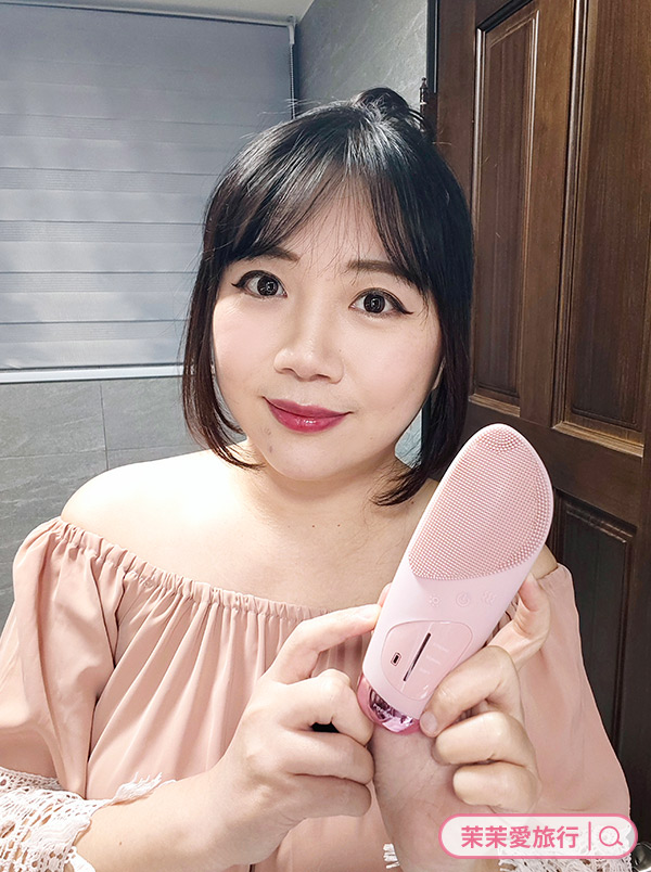 Ultra 溫感柔膚淨透洗臉機